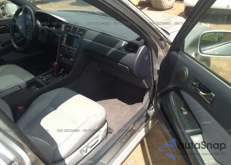 2004 Acura Rl W/Navigation System из США, поврежденный, VIN JH4KA96614C006575